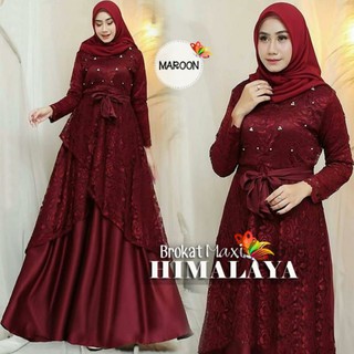 Koleksi terbaru desain model gamis batik kombinasi dari polosan, kemudian brokat memang menjadi primadona saat ini. Model Baju Gamis Brokat Pesta Muslim Terbaru Di Tahun 2020 2021 Shopee Indonesia