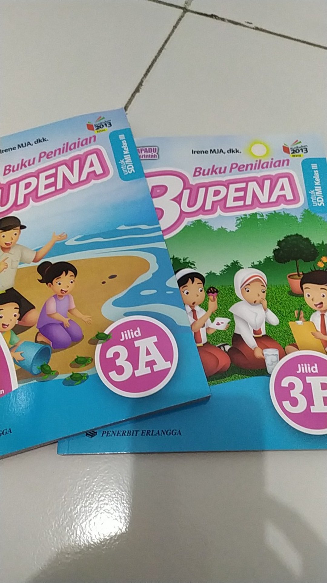 Bupena 3b Kelas 3 Sd Penerbit Erlangga Kurikulum 2013 Revisi Indonesia Jual bupena 3a 3b 3c 3d erlangga buku latihan soal tematik sd kelas 3 dengan harga rp83000 dari toko online joy books kota surabaya.