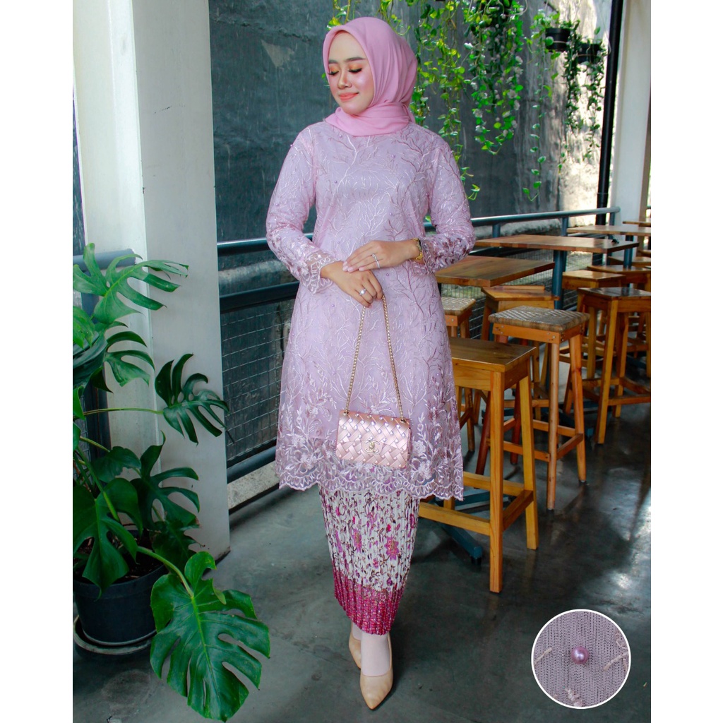 Moden salsa tunik kurung lace kain batik lilit indonesia plisket. Jual Kebaya Modern Tunik Tulle Tille Setelan Rok Plisket Indonesia Shopee Indonesia