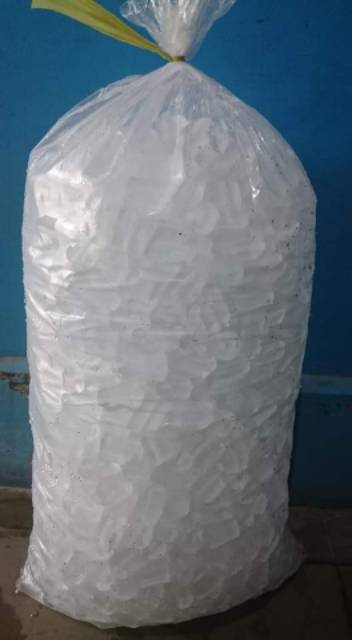 Es batu kristal / ice tube tangerangrp20.000: Jual Es Batu Kristal Higienis Indonesia Shopee Indonesia