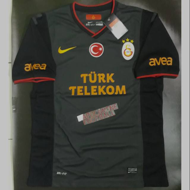 Avea are sleeve sponsors while the nikon logo appears on the. Harga Galatasaray 2012 Terbaru Februari 2022 Biggo Indonesia