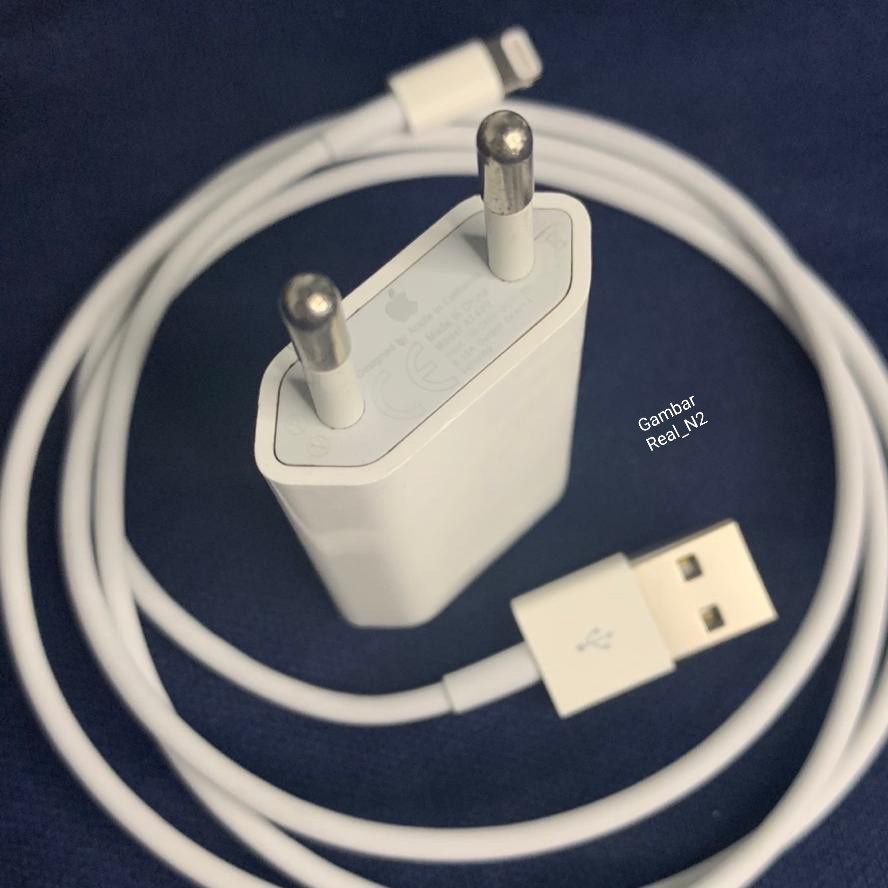 Perbedaan iphone xr dan iphone xs yang paling mencolok ada di kamera dan layarnya. Charger Cas iphone Xs Original ibox Resmi Indonesia