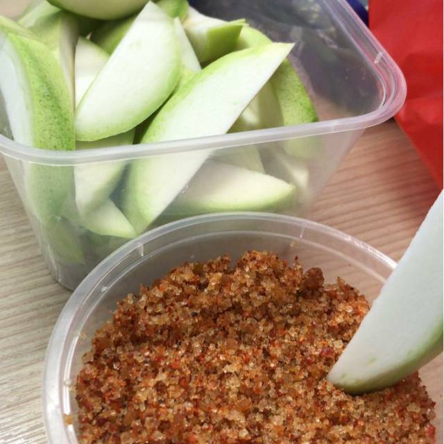 Mangga muda putih + ( bumbu bangkok/sambel rujak terasi/sambel uleg mede )  bs pilih salah satu | Shopee Indonesia