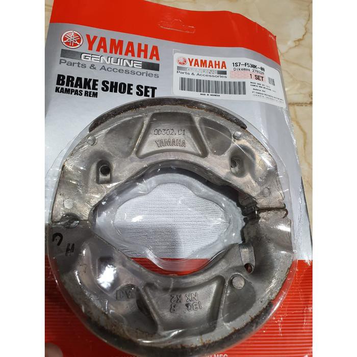 Salah satu yang tidak bisa ditiru oleh pabrikan kw adalah kode produksi. Kampas Rem Tromol Blk Belakang Mio J Mio Nouvo Asli Ori Yamaha Sparepart Kode 005 Shopee Indonesia