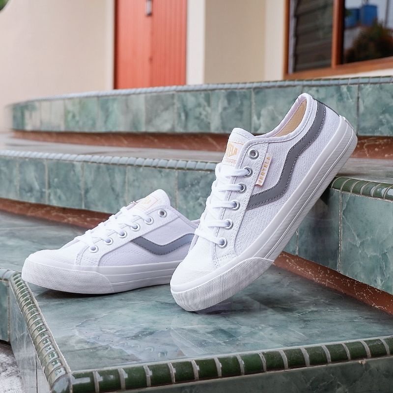 Jual sepatu ventela new public white sepatu lokal sepatu murah original