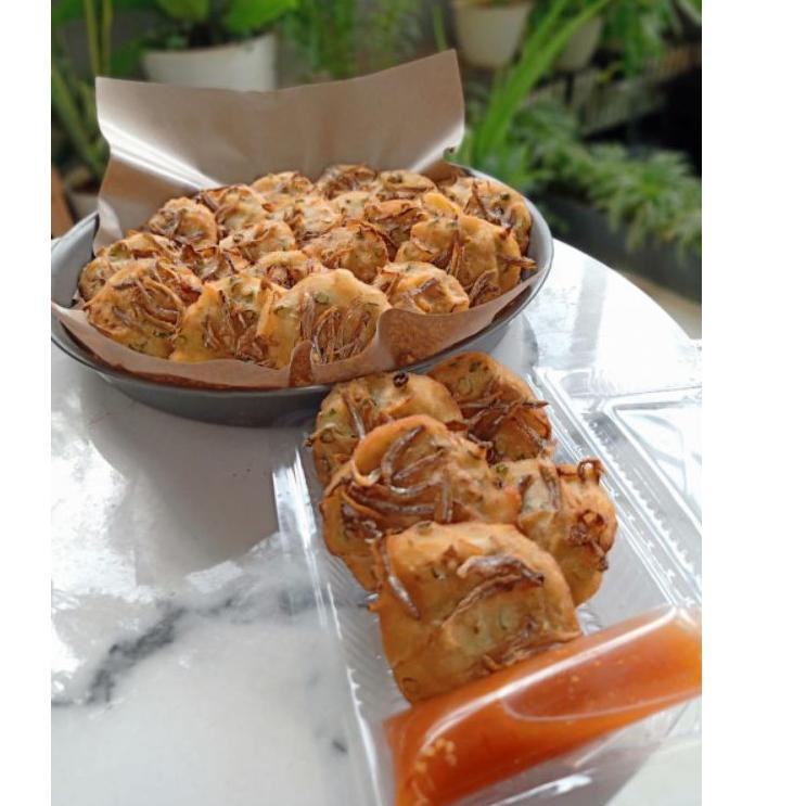 Tambahkan air sedikit demi sedikit, sehingga adonan agak . 1 1 F Ash Sale Bakwan Pontianak Isi 5 Pcs Enak Topping Ikan Teri Asli Kalimantan Bisa Goreng Matang Shopee Indonesia