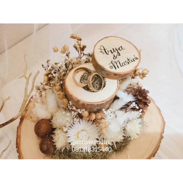 There are many different types of boxes. Ring Box Kotak Cincin Rustic Box Cincin Rustic Ring Bear Kotak Mahar Cincin Tunangan Box Shopee Indonesia