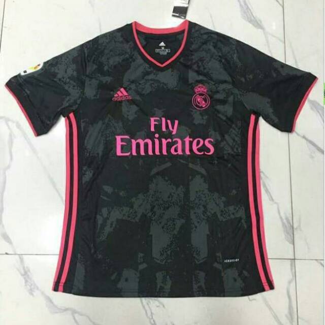 Beli jersey real madrid 2021 terbaik harga murah october 2021 terbaru di tokopedia! Impor Jersey Kaos Baju Bola New Musim Season Terbaru Real Madrid Home Away 3rd Third Hitam 2020 2021 Shopee Indonesia