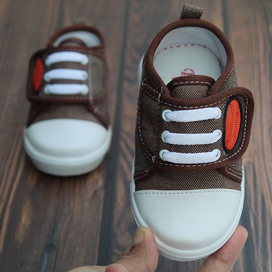 Gratis Download Gambar 15 Selebritis Cowok Keren Yang Sampai Sekarang Masih Single Terupdate by Lampunghits.com