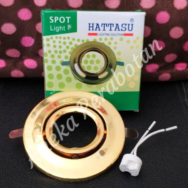 Karena lampu halogen ini menggunakan filamen seperti lampu pijar pada umumnya, dalam pengoperasian filamen ini dapat menghasilkan cahaya atau pijar yang lebih . Fitting Lampu Halogen Tusuk Down Light Halogen Fitting Led Tusuk Shopee Indonesia