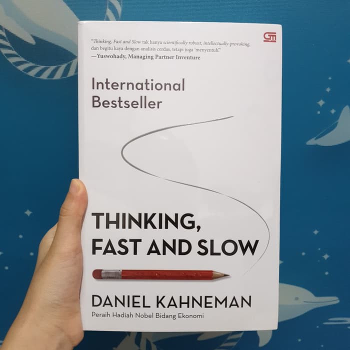 Buku Thinking Fast and Slow Daniel Kahneman international bestseller peraih  nobel ekonomi | Shopee Indonesia