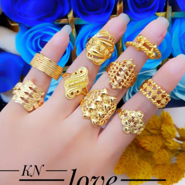 Jual Kalung Titanium Inisial Nama Huruf A Z Bn221 Gold Rinnjewelry Kalung Kalung Emas Inisial 