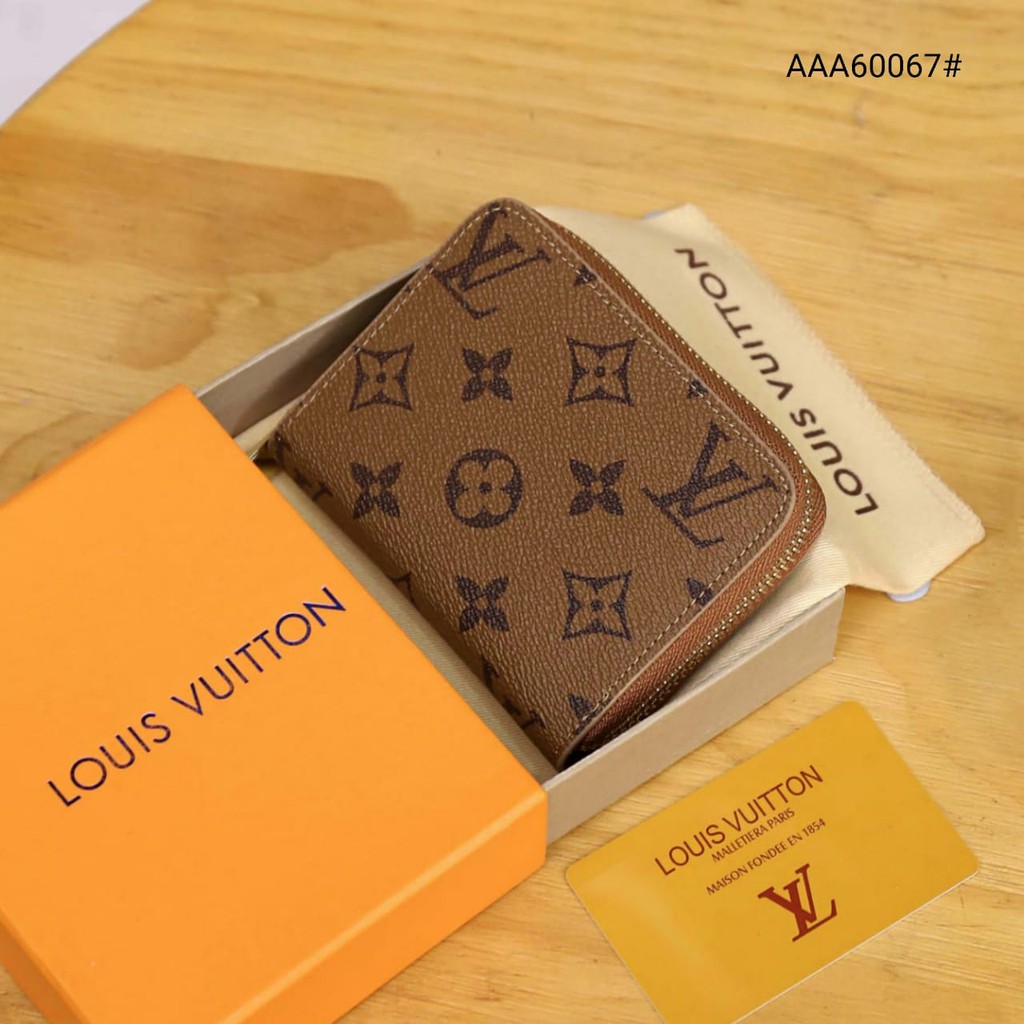 The luxury retailer’s new interactive site the art of packing teaches you the fundamentals of how to pack a proper suitcase. Lv Louis Vuitton Zippy Coin Purse Wallet Aaa60067 Shopee Indonesia