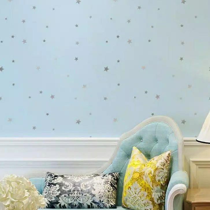 Selain menemukan merek berkualitas tinggi, anda juga akan mendapatkan banyak diskon jika berbelanja wallpaper china selama obral besar. Kejar Obral Wallpaper Dinding Motif Bintang Biru Silver 10m X 45cm Shopee Indonesia