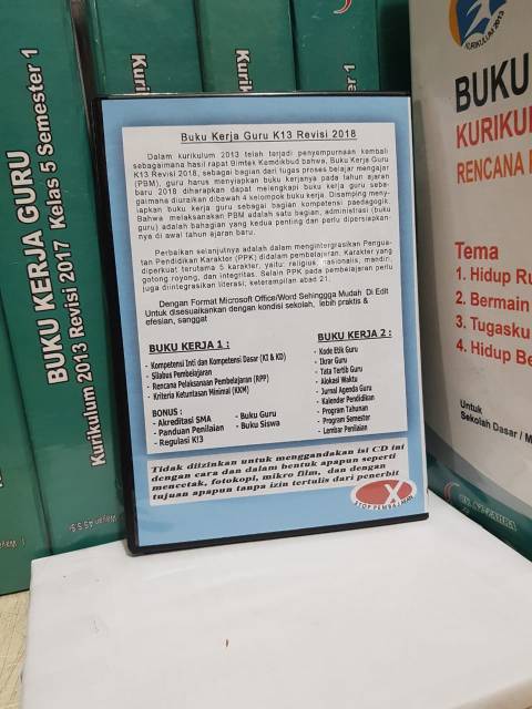Jul 14, 2018 · buku kerja guru sd kurikulum 2013 revisi 2018. Buku Kerja Guru Shopee Indonesia