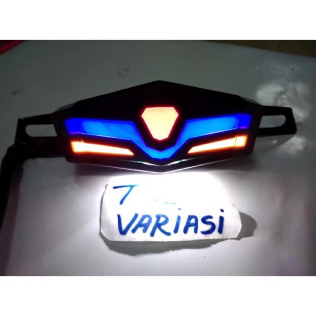 Jadi, jika saklar bawaan motor hanya dua klik, saklar aftermarket ini punya tiga klik dengan klik tambahan yang berfungsi untuk mematikan lampu. Stranlee Star T20 12 V 21 5W LAMPU REM