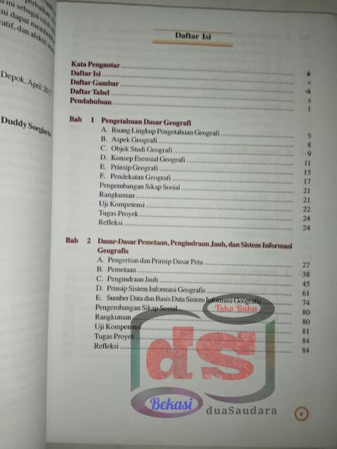 Download buku kelas 12 sma kurikulum 2013 revisi 2018 rekan rekan semua kali ini admin akan membagikan buku guru dan buku siswa kelas 12 smama . Buku Geografi Kelas X Sma Ma Kurikulum 2013 Kelompok Peminatan Ilmu Sosial Shopee Indonesia
