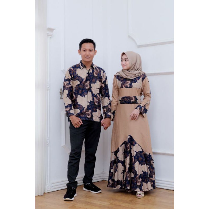 Lamaran adalah sebuah momen penting sebelum berlangsungnya pernikahan. Sarimbit Batik Gamis Syar I Toyobo Baju Pesta Busana Couple Lamaran Outfit Baju Kondangan Shopee Indonesia