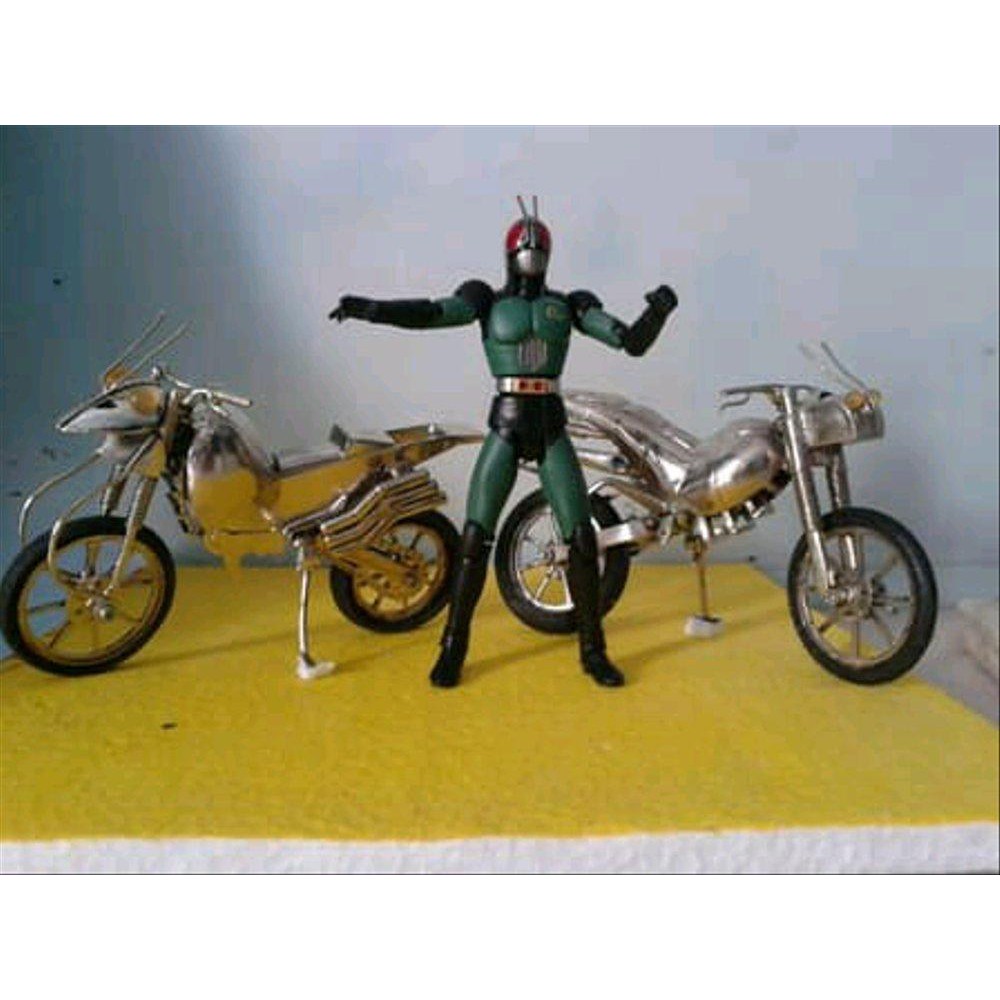 Jual Mainan Baja Hitam Dan Belalang Tempur Indonesia|Shopee Indonesia 1000_X_1000_jpg