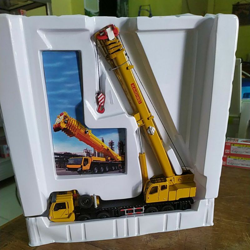 Miniatur alat berat crawler crane 100ton best no tadano kato. Jual Diecast Miniatur Alat Berat Crane Mega Lifter Kdw Mobile Truk Telescopic Skala 1 55 Indonesia Shopee Indonesia