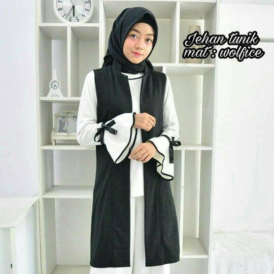 Free Gambar Http Www Ratulabel Gambar Gratis Vektor Wanita Hijab Hitam Putih Terupdate by Lampunghits.com