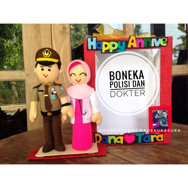 Download Gratis Gambar Karikatur Jasa Pembuatan Karikatur Karikatur Pernikahan Polisi Terbaru oleh Lampung Hits