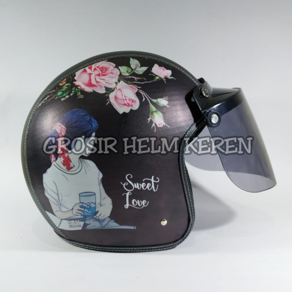 Kancing kaca pinggir bisa di geser ke kanan dan ke kiri, di cocokkan sesuai kancing yang ada di helm nya. Jual Helm Bogo Motif Dewasa Type Full Leher Motif Printing Dewasa Murah Kaca Flat Indonesia Shopee Indonesia