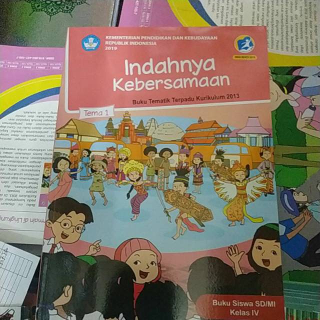 Check spelling or type a new query. Buku Paket Tematik Kelas 4 Sd Tema 1 2 3 4 5 1 Paket Semester 1 Diknas K13 Edisi Revisi Shopee Indonesia