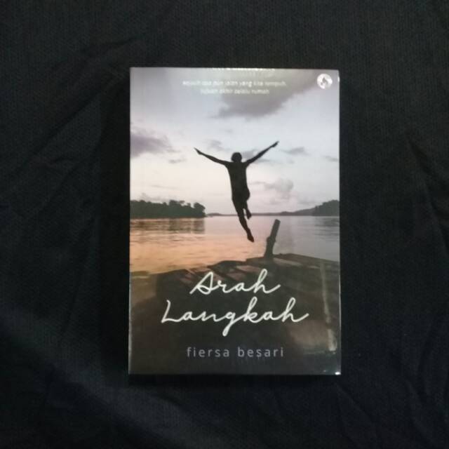 Read 254 reviews from the world's largest community for readers. Buku Arah Langkah Fiersa Besari Original Shopee Indonesia