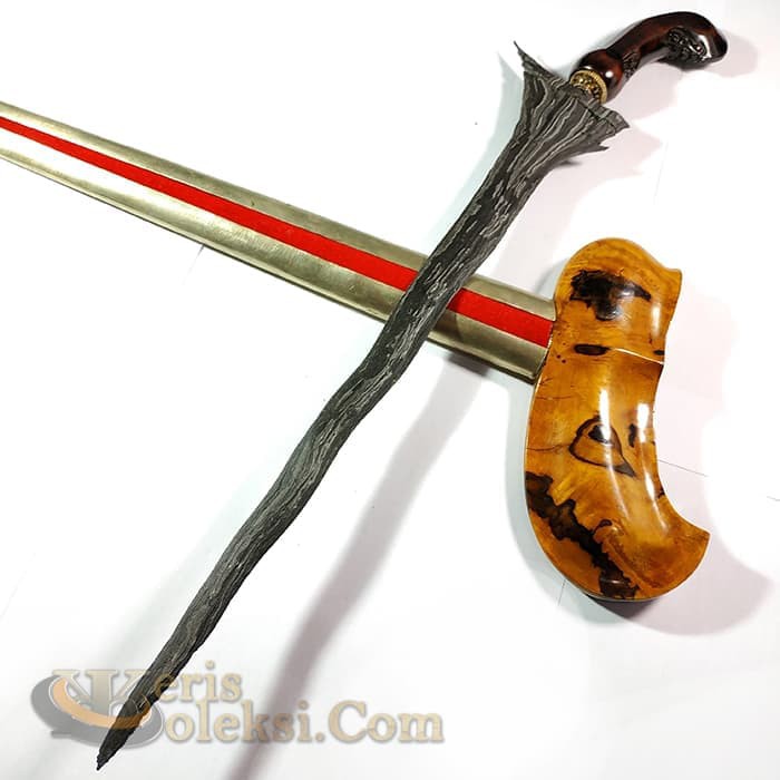 Keris Bong Pamengkang Jagad Keris Berlubang Asli Seni Tradisional Antik Foto Zaman Dulu Keris kalanadah merupakan salah satu keris yang juga melegenda.