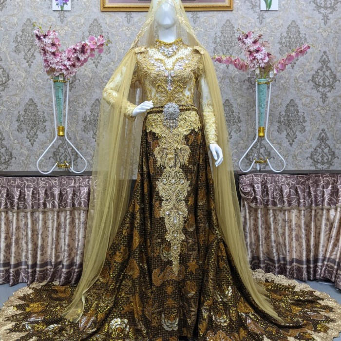 Ia jadi bahasan publik setelah menuding nicholas sean melakukan penganiayaan terhadap dirinya. Harga Kebaya Pengantin Jawa Putih Terbaru Juli 2022 Biggo Indonesia