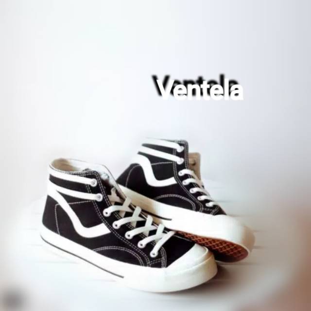 Jual sepatu ventela public tinggi hitam putih original / sepatu sekolah
