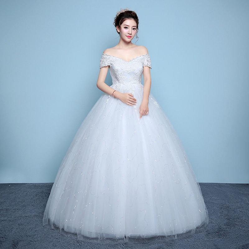 Jika pengantin berasal dari saat ini sedang menyibukan diri menjadi penulis lepas dan belajar ilmu komunikasi di salah satu perguruan tinggi swasta di jakarta. Gaun Pengantin Korea Lengan Panjang - Model Gaun Pengantin