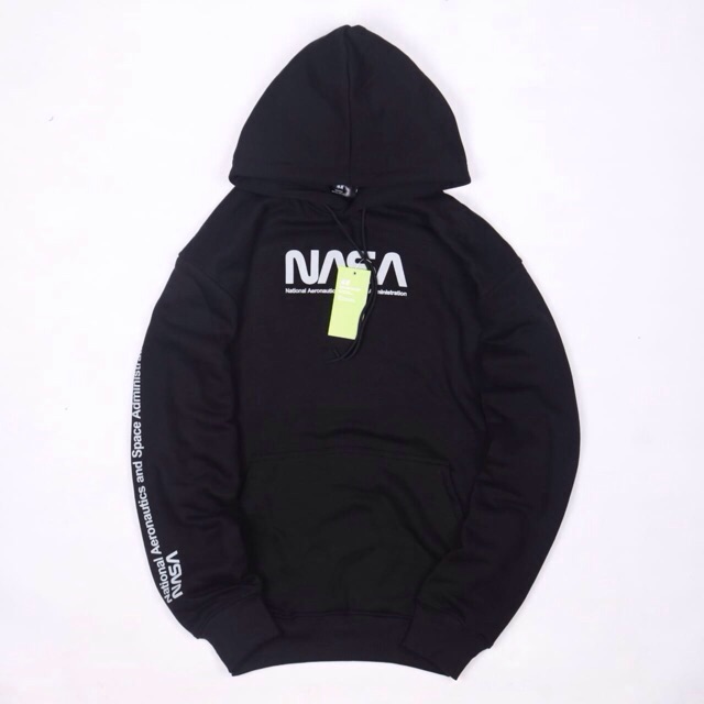 Stiker pengiriman olshop dengan photoshop, download label pengiriman olshop, contoh label alamat pengiriman, label pengiriman nasa desain nota . lagi hits jaket flight hoodie H&M logo NASA terbaru