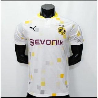 The new jersey features dortmund’s traditional yellow, with thin black stripes placed on the sleeves adding a classic contrast to the yellow and features the latest in performance innovation. Jual Jersey Borussia Harga Terbaik April 2022 Shopee Indonesia