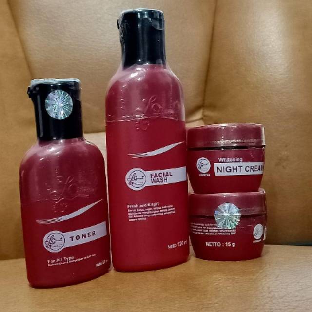 Video kali ini aku kasih tau kalian biar kalian gak salah pilih lc beauty nya reeek pengen tau step by . Lc Beauty Original Berkode Ada Lilitan Gold Dan Hologram Shopee Indonesia