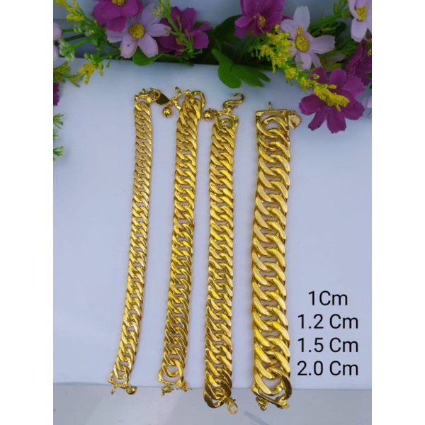 Berbeza dengan reka bentuk barangan kemas . Harga Gelang Lipan Emas Terbaru September 2022 Biggo Indonesia