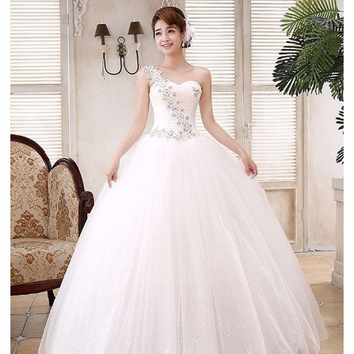 Rd.com relationships marriage flower girls sprinkle the aisle with petals before the bride makes her entrance. Jual Wedding Dress 2021 New Korean Lace One Shoulder Flower Girl Clothes Sweet Bridal White Wedding Dress Indonesia Shopee Indonesia