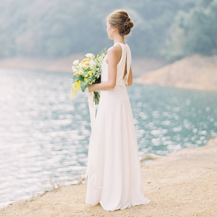 One Piece Soft Satin Simple Open Back Floor Length Wedding Dress Bridal Gown Marriage Registration White Dress Birthday Party Engage Evening Dress Fanweimei 1009 Shopee Malaysia