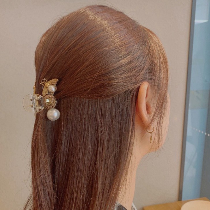 These hair clips are.expensive (they're decked out with . High Class Hair Clips Of Hair Accessories High Class Clips Shopee Malaysia