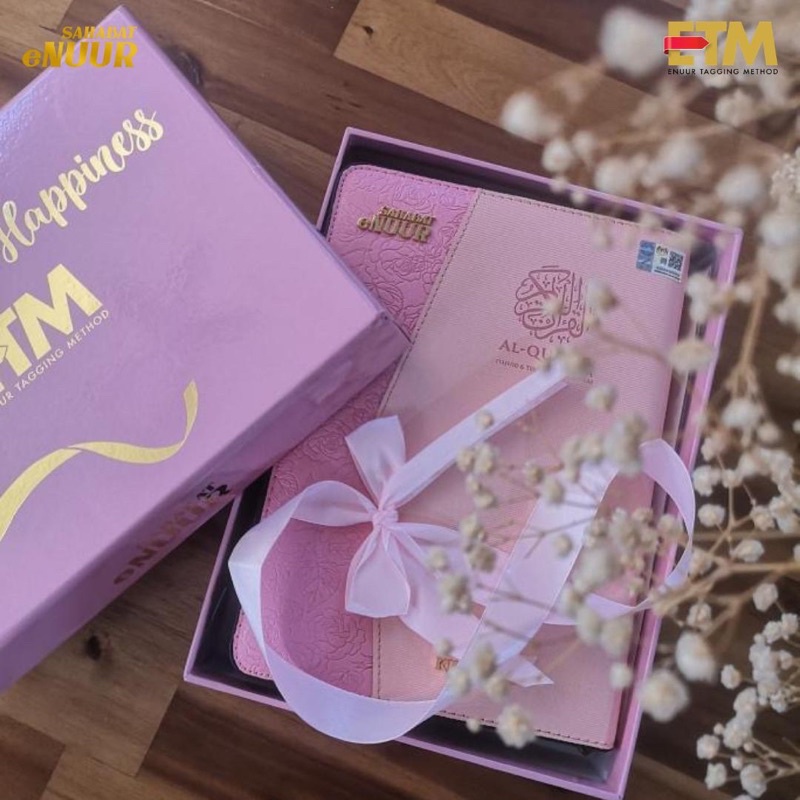 Al Quran Tagging Special Edition Sahabat Enuur Penanda quran comel yang mengandungi Panduan Tajwid Kod Berwarna Tanda Waqaf dan Panduan Berwaqaf.