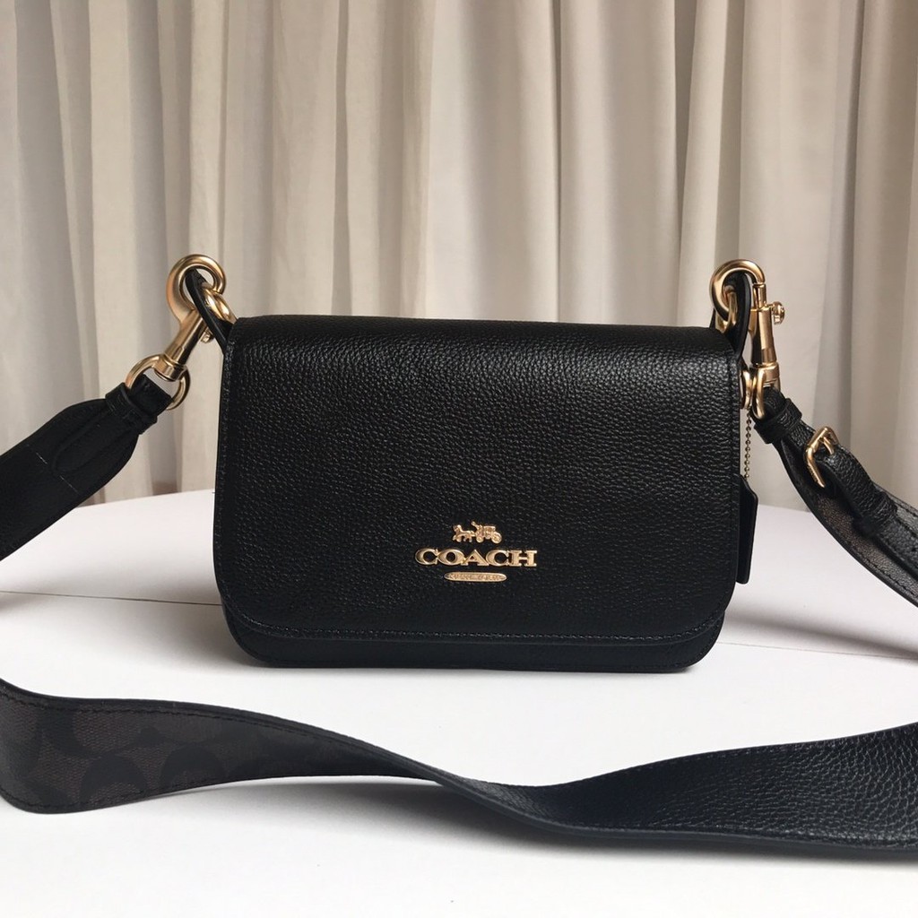 Featuring an exterior zip pocket for a quick catch to your essentials and a wide adjustable strap, this crossbody bag is the perfect bag to keep you organized. Coach F77979 Women S Bag With Wide Shoulder Strap And One Shoulder Flip Postman Bag Shopee Malaysia