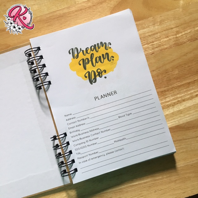 2018 Philipes Calendar With Holidays 3 Weekly Layouts.