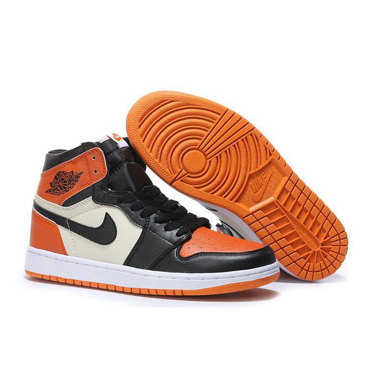Newest Air Jordan 1 Low Se Black Orange White Ck3022 008 Gov