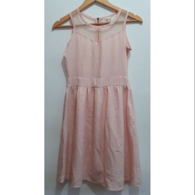 Hello Pretty Pre Teens Girls Looking For A Not So Formal Dress Try This One Brought It From Dubai Shopee Philippines