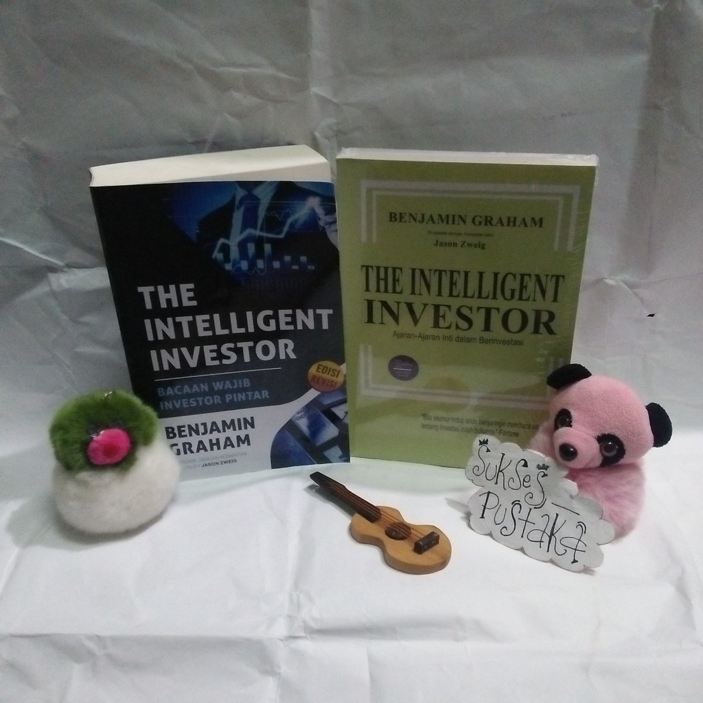 The book is written by benjamin graham who was warren buffett&#x27;s lecturer at columbia university. The Intelligent Investor Book Revestor Edition Benjamin Graham Shopee Philippines
