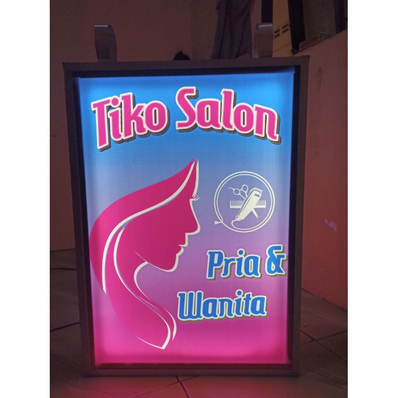 Neon box adalah alat media sejenis billboard yang memiliki space kosong ditengahnya yang diisi dengan lampu neon untuk memberi penerangan. Neon Box 2 Sides 40cmx50cm Shopee Singapore