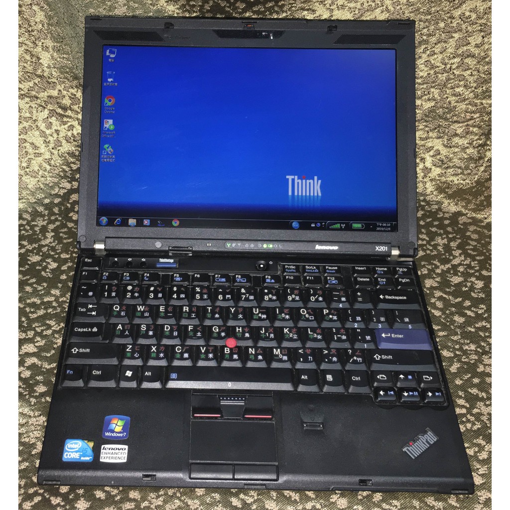 Win7 筆電 客戶詢問 我想要一臺全新內建win7系統的筆電 為什麼找不 Rjrsw