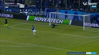 El negro no pudo: For Ever jugó un gran partido pero se quedó afuera en los penales