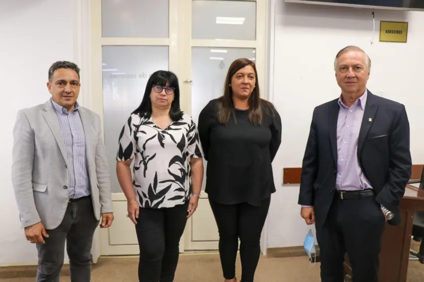 Concejales de la UCR, responden a los dichos del Intendente y funcionarios del Municipio de Resistencia: «Nos tomamos el problema de la basura muy en serio, no hay lugar para chicanas»